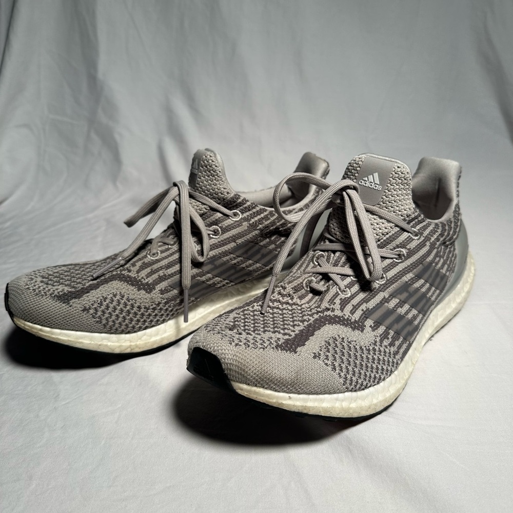 Adidas Men's Athletic Grey/Gray Tennis Shoes